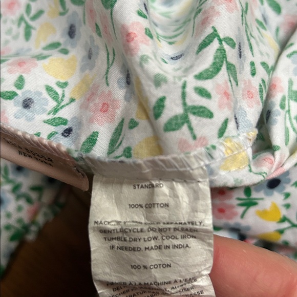 Kate Spade Standard Pillowcases Set - Picture 4 of 5